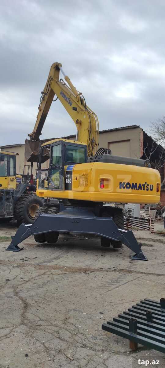 Təkərli ekskavator KOMATSU PW180-7 Təkərli ekskavator KOMATSU PW180-7